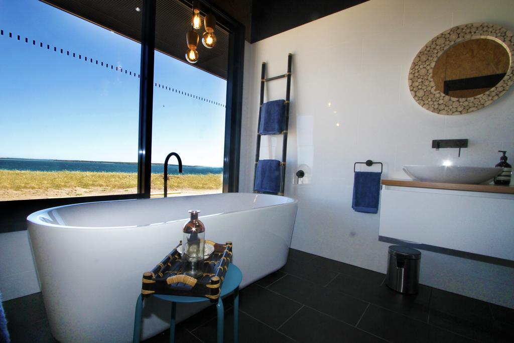Perlubie SA Accommodation Redcliffe