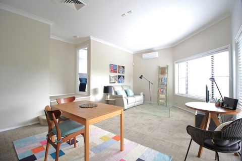 Picton Garden Apartment - Accommodation Redcliffe 3