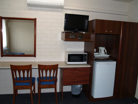 Pigeon House Motor Inn - Accommodation Redcliffe 3