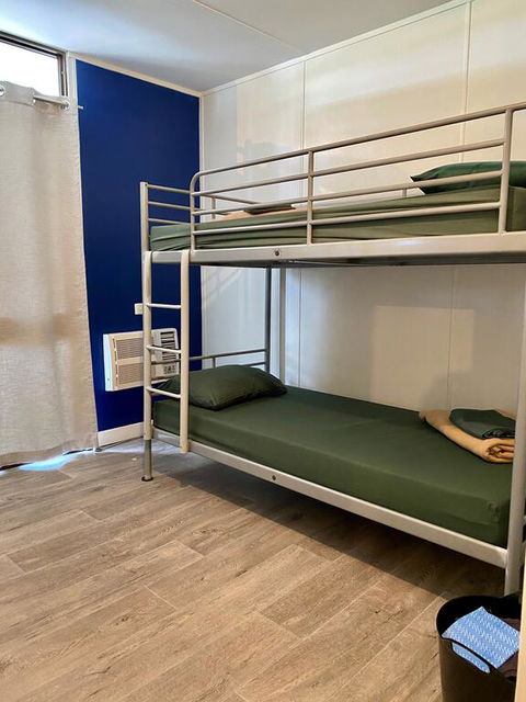 Pippies Beachhouse - Accommodation Redcliffe 3