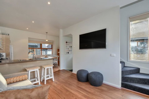 Piqueos 2 - Accommodation Redcliffe 3