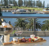 Platinum PenthouseThe Sebel - on the harbourfront - Accommodation Redcliffe