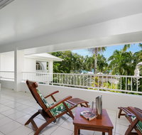 Poolside Apt in Alamanda Beachfront Resort 88 - Accommodation Redcliffe