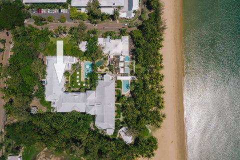 Poolside Apt In Alamanda Beachfront Resort 74 - Accommodation Redcliffe 1
