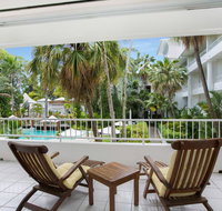 Poolside Apt In Alamanda Beachfront Resort 74 - Accommodation Redcliffe