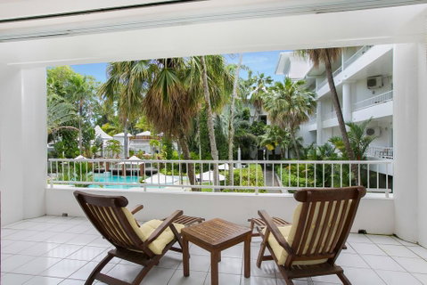 Poolside Apt In Alamanda Beachfront Resort 74 - Accommodation Redcliffe 0