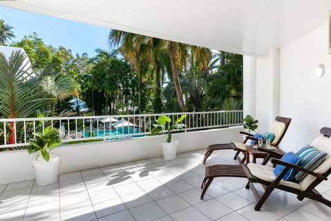 Poolside Apt. In Alamanda Beachfront Resort (54) - Accommodation Redcliffe 0