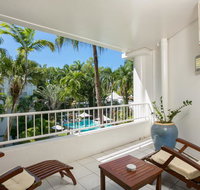 Poolside Apt. In Alamanda Beachfront Resort 67 - Accommodation Redcliffe
