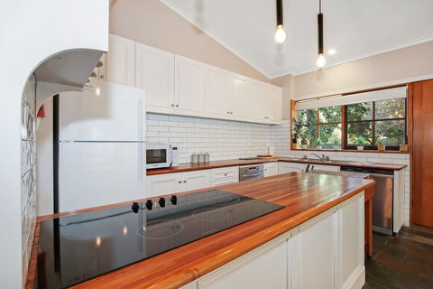 Porepunkah Elms - Holiday House - Accommodation Redcliffe 3