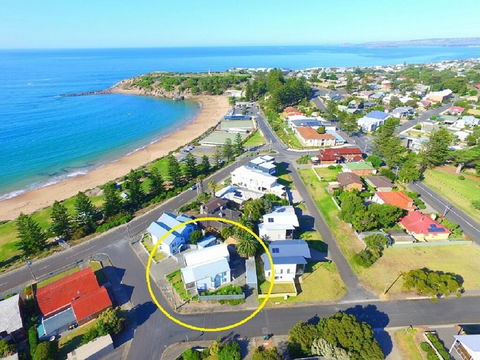 Port Elliot Beachcomber - Accommodation Redcliffe 0