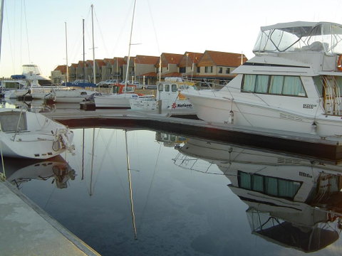 Port Geographe Marina Villas - Accommodation Redcliffe 2