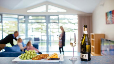 Port Lincoln Foreshore Apartments - Accommodation Redcliffe 0
