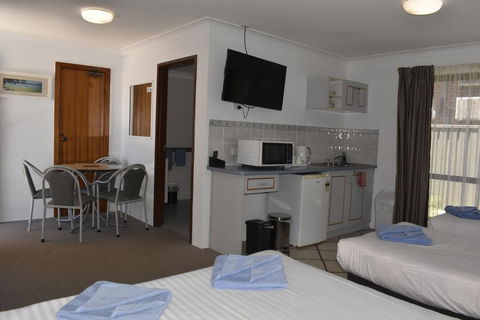 Port O'Call Motel - Accommodation Redcliffe 3