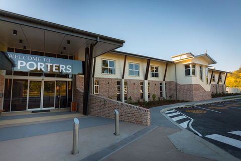 Porter's Plainland Hotel - Accommodation Redcliffe 0