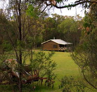Possum's Hollow and Hooter's Hut - Accommodation Redcliffe