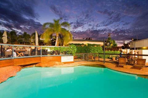 Potshot Hotel Resort - Accommodation Redcliffe 2