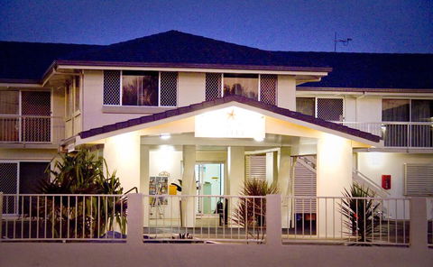 Pottsville Beach Motel - Accommodation Redcliffe 2