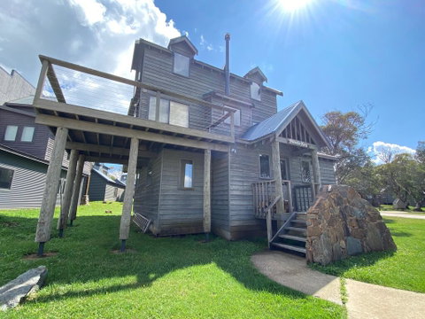 Powderkeg-DPA - Accommodation Redcliffe 0