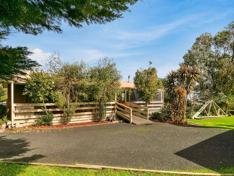 Powlett Place - Accommodation Redcliffe 0