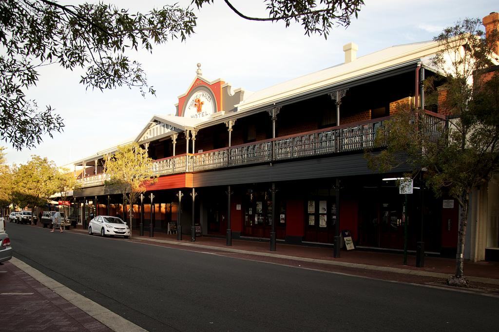 Gelorup WA Accommodation Redcliffe