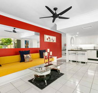 Private Pool Apt. In Alamanda Beachfront Resort 61 - Accommodation Redcliffe