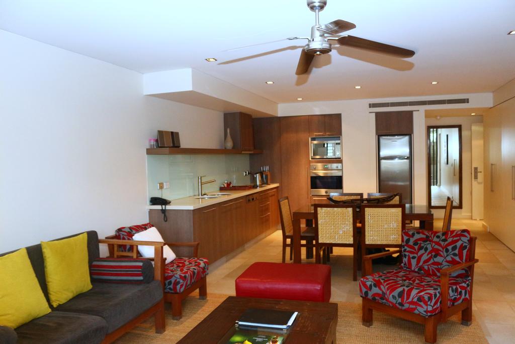 Palm Cove QLD Accommodation Redcliffe
