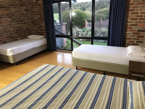 Prom Coast Holiday Lodge - Accommodation Redcliffe 1