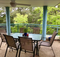 Quiet North Parra Apartment Rooms across from Park - Accommodation Redcliffe