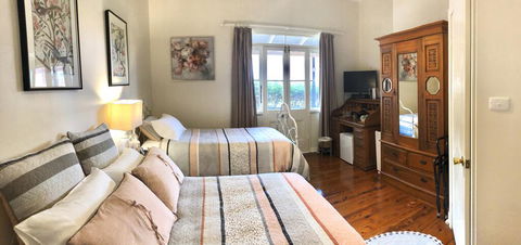 QUILTY HOUSE (Formerly Beethovens) - Accommodation Redcliffe 1