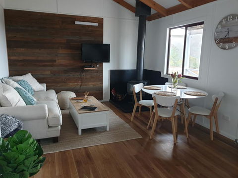 R & R On The Ravine - Accommodation Redcliffe 1