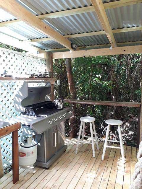 Rainforest Hideaway - Accommodation Redcliffe 3