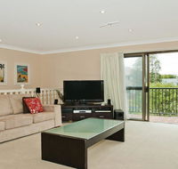 Ravello - mediterranean style living - Accommodation Redcliffe