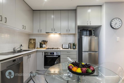 Redfern One Bedroom Apartment With Views - Accommodation Redcliffe 1
