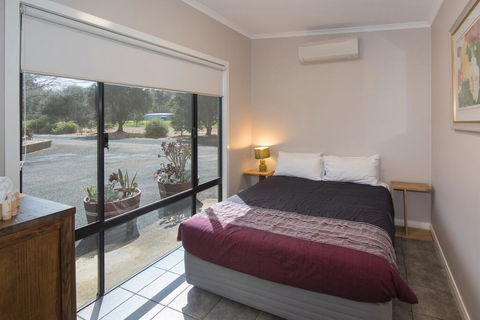 Redgate Forest Retreat - Accommodation Redcliffe 3