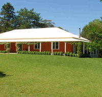 Redhaven House - spacious quiet and private - Accommodation Redcliffe