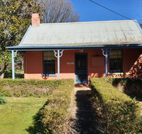 Redruth - 2 bedroom cottage situated in wandiligong - Accommodation Redcliffe