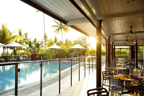 Reef View Hotel - Accommodation Redcliffe 3