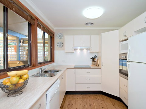 Reel Paradise - Accommodation Redcliffe 3