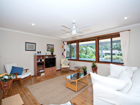 Reel Paradise - Accommodation Redcliffe 0