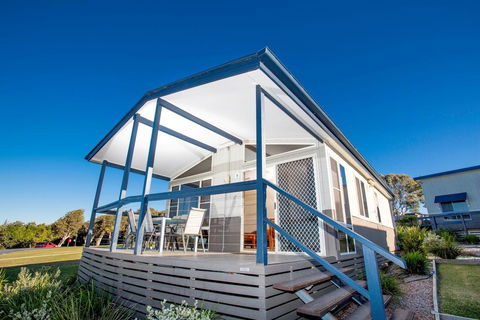 Reflections Holiday Parks Bonny Hills - Accommodation Redcliffe 3