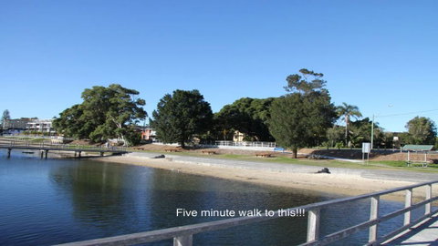 Regatta 3 - On The Lake- Little Street - Accommodation Redcliffe 1
