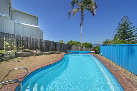 Relax At Lighthouse 4 Lighthouse Road - Accommodation Redcliffe 0