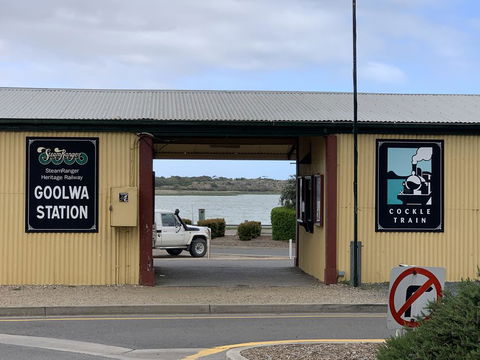 Relax On Bingham - Accommodation Redcliffe 1