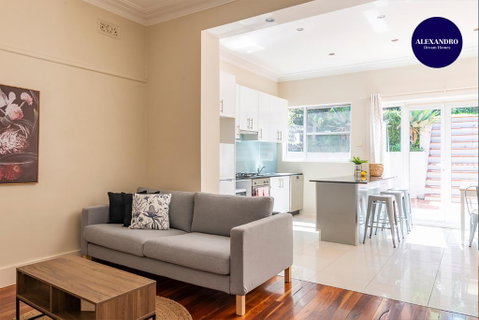 RELAXED FAMILY HOME WILLOUGHBY - Accommodation Redcliffe 0