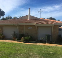 Relaxed Ocean View - Accommodation Redcliffe