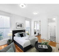 Renovated studio in bohemian area close to city - Accommodation Redcliffe