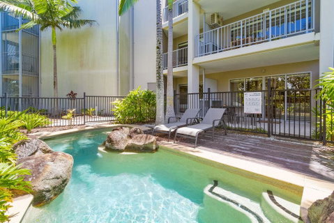 RESORT & SPA WITH PRIVATE PLUNGE POOL 7008/09 - Accommodation Redcliffe 1