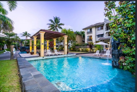 Resort Living With Private Pool Sleeps 8 - Accommodation Redcliffe 2