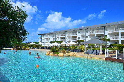 RESORT ON THE BEACH 2214/2215 - Accommodation Redcliffe 0