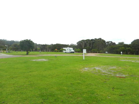 Rest Point Holiday Village - Accommodation Redcliffe 2